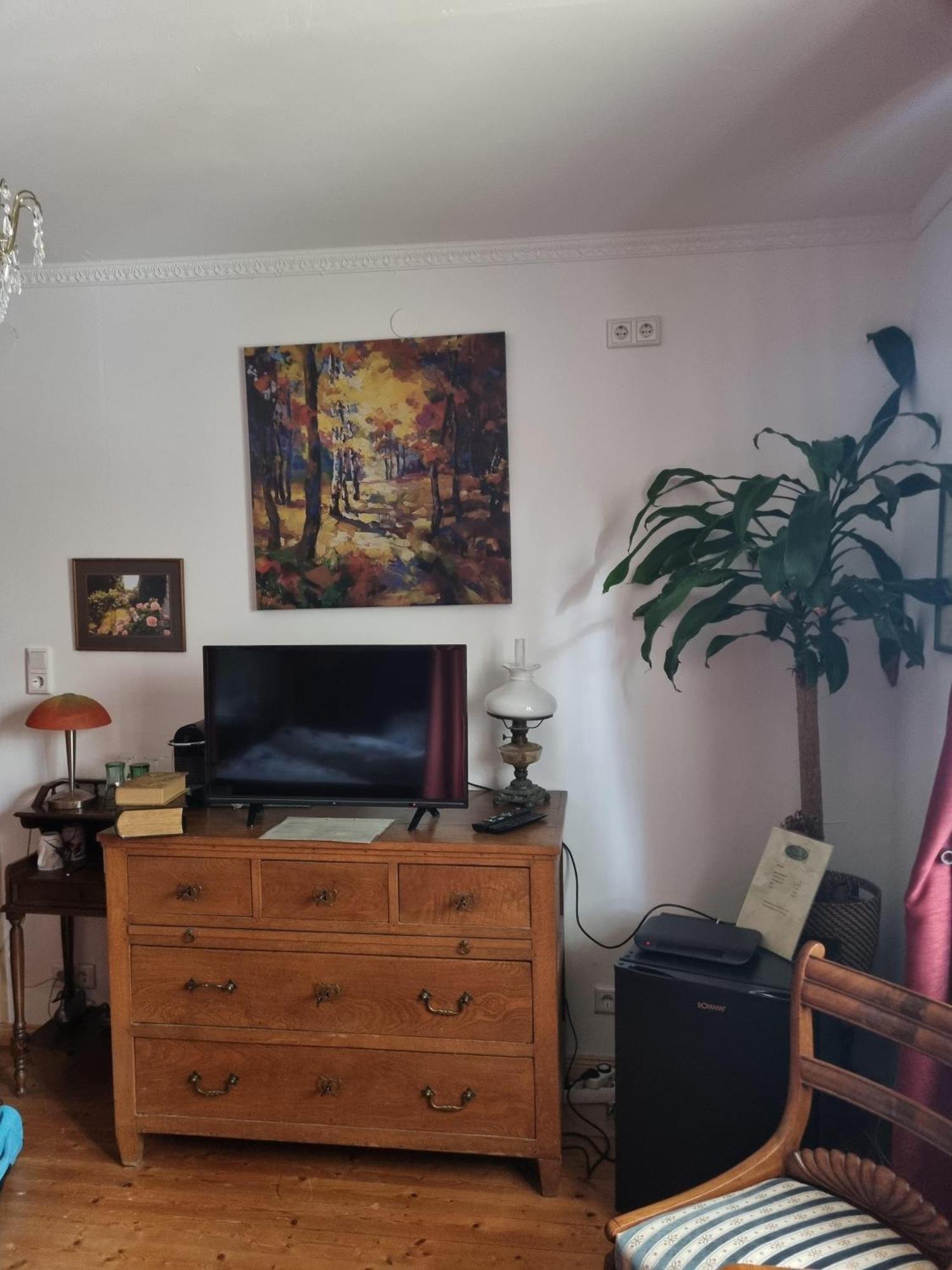 B&B Dressings Traumgarten Kaiserslautern Phòng bức ảnh